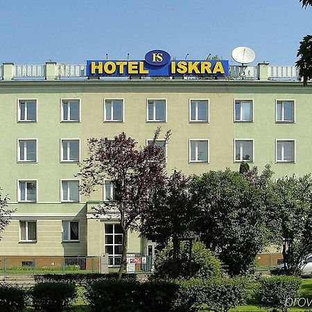 Iskra Hotel Radom Exterior photo