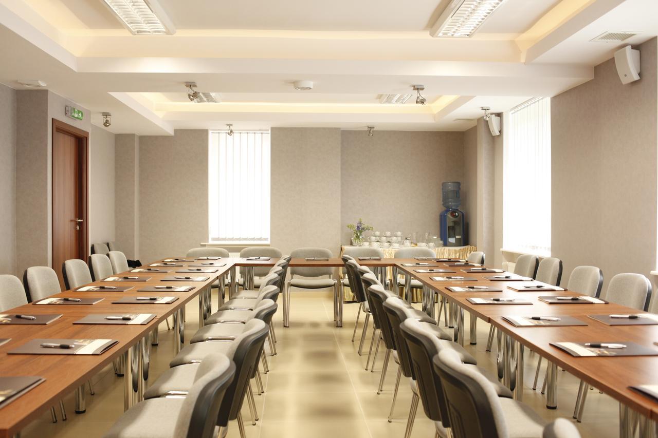 Iskra Hotel Radom Room photo