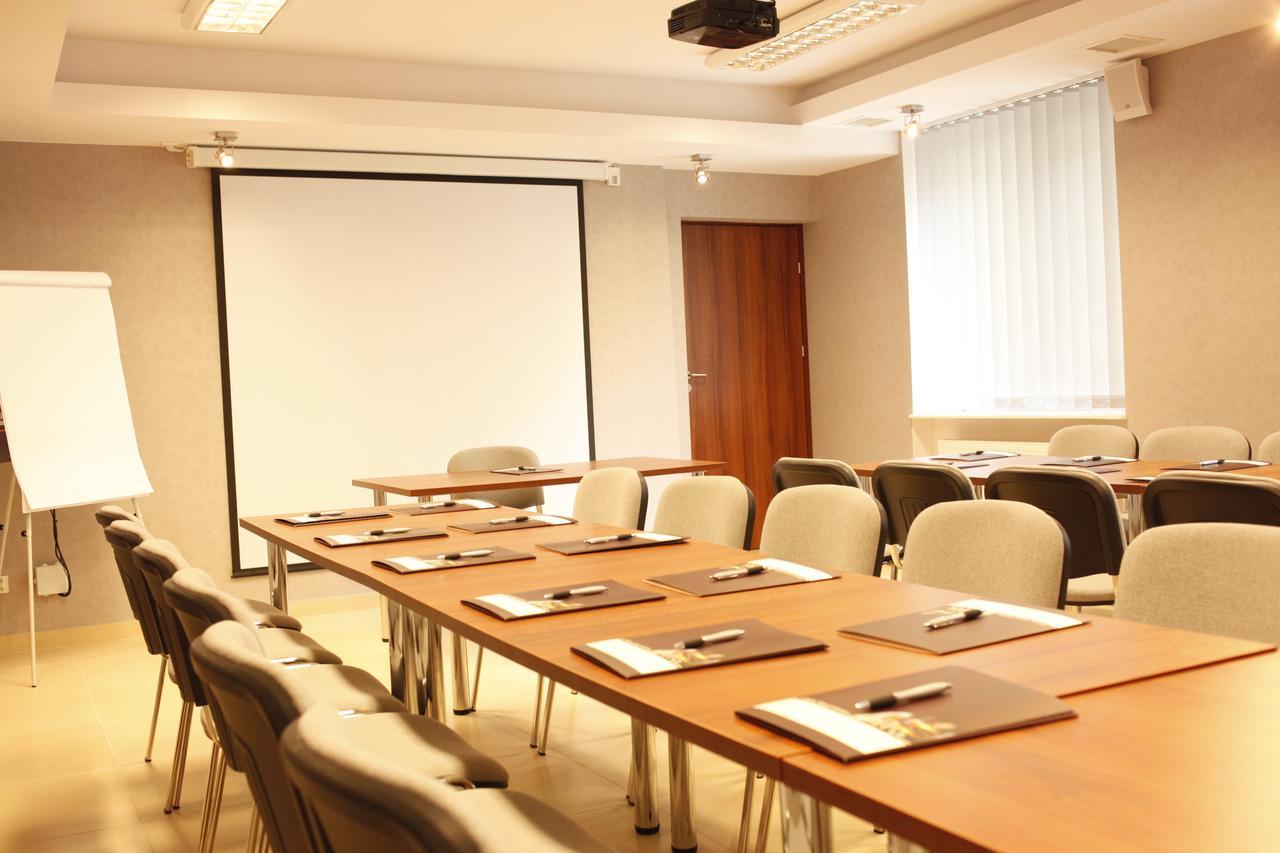 Iskra Hotel Radom Room photo
